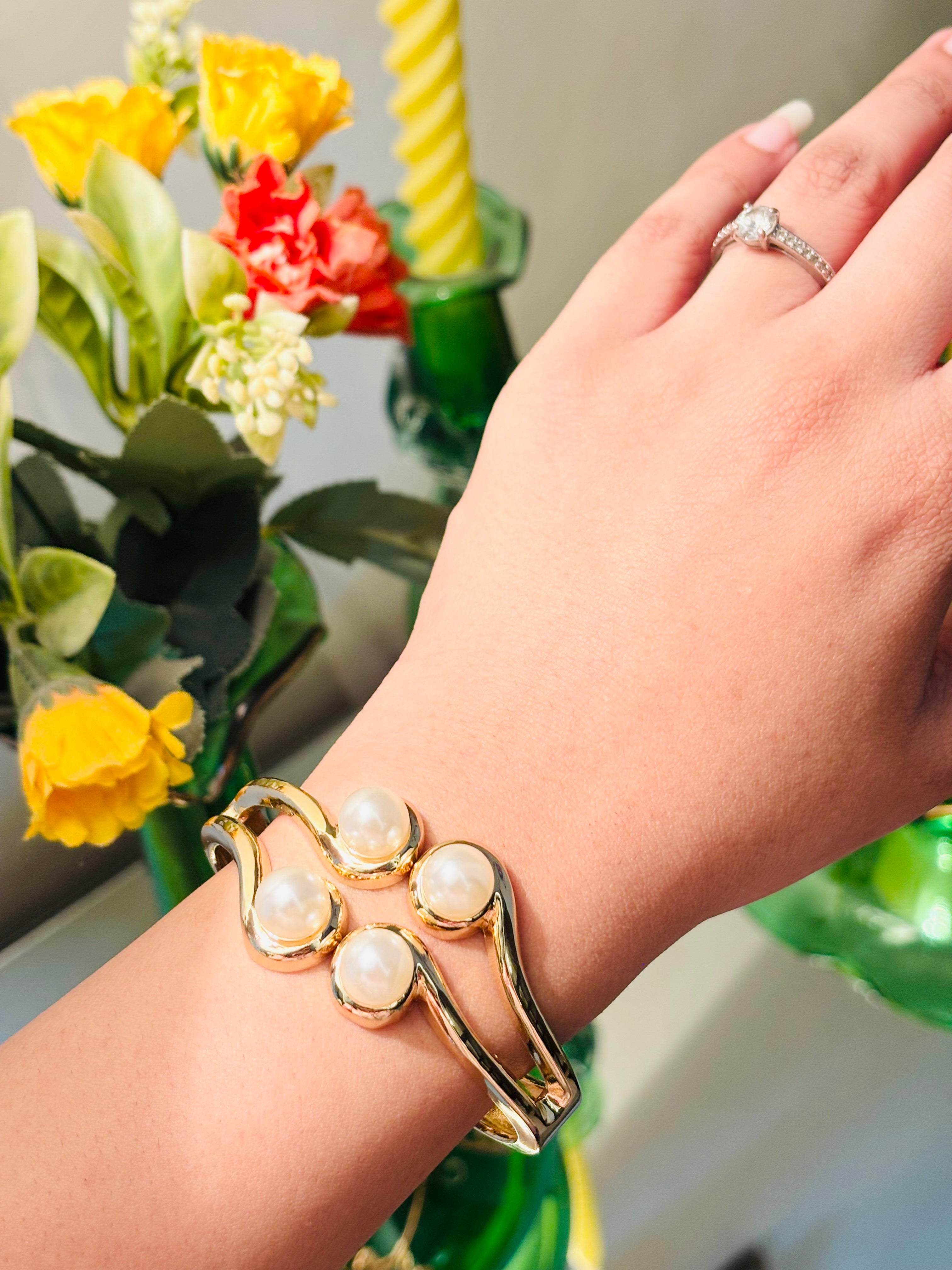 PEARL QUARTET BANGLE