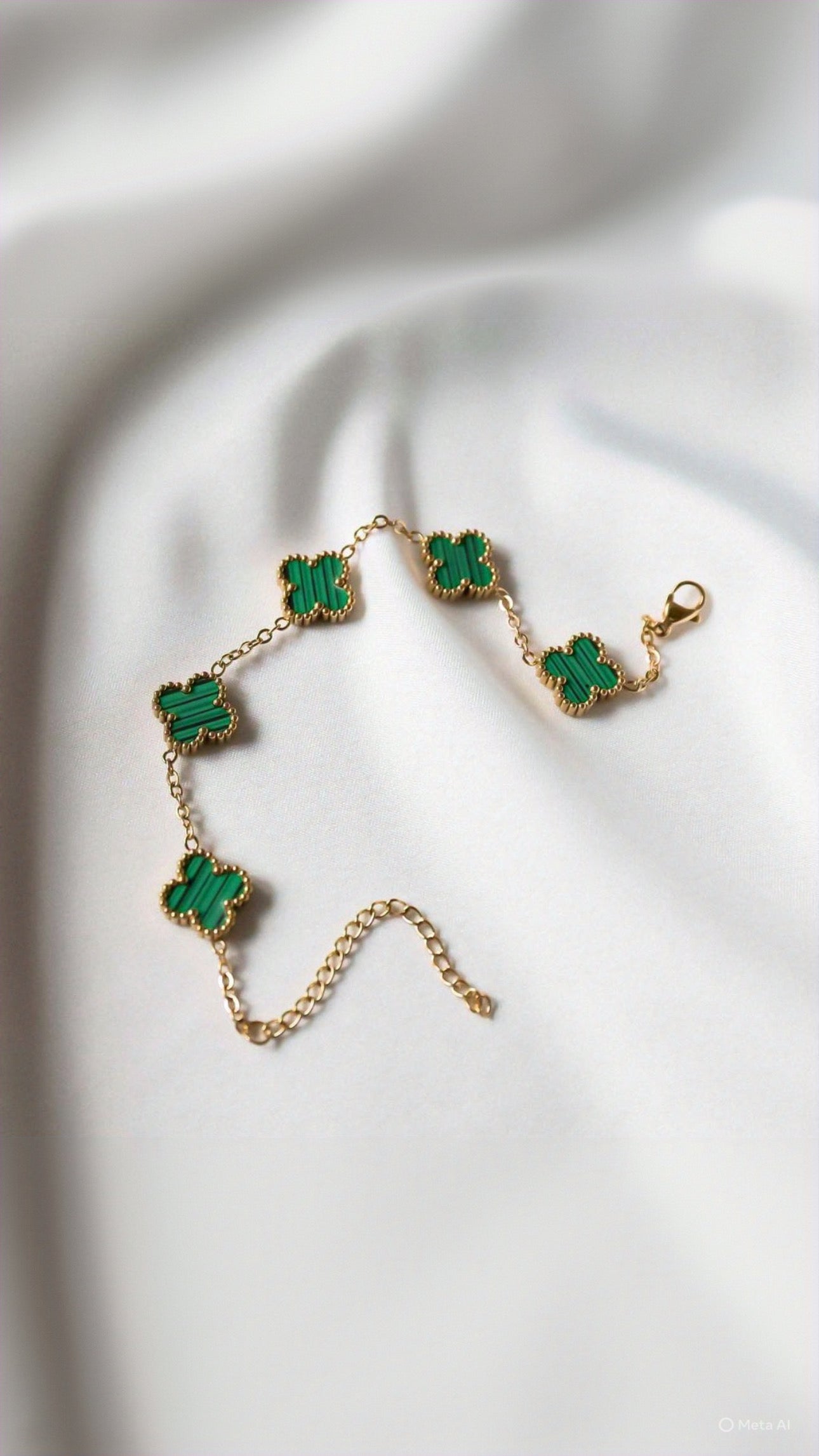 GREEN CLOVER BRACELET