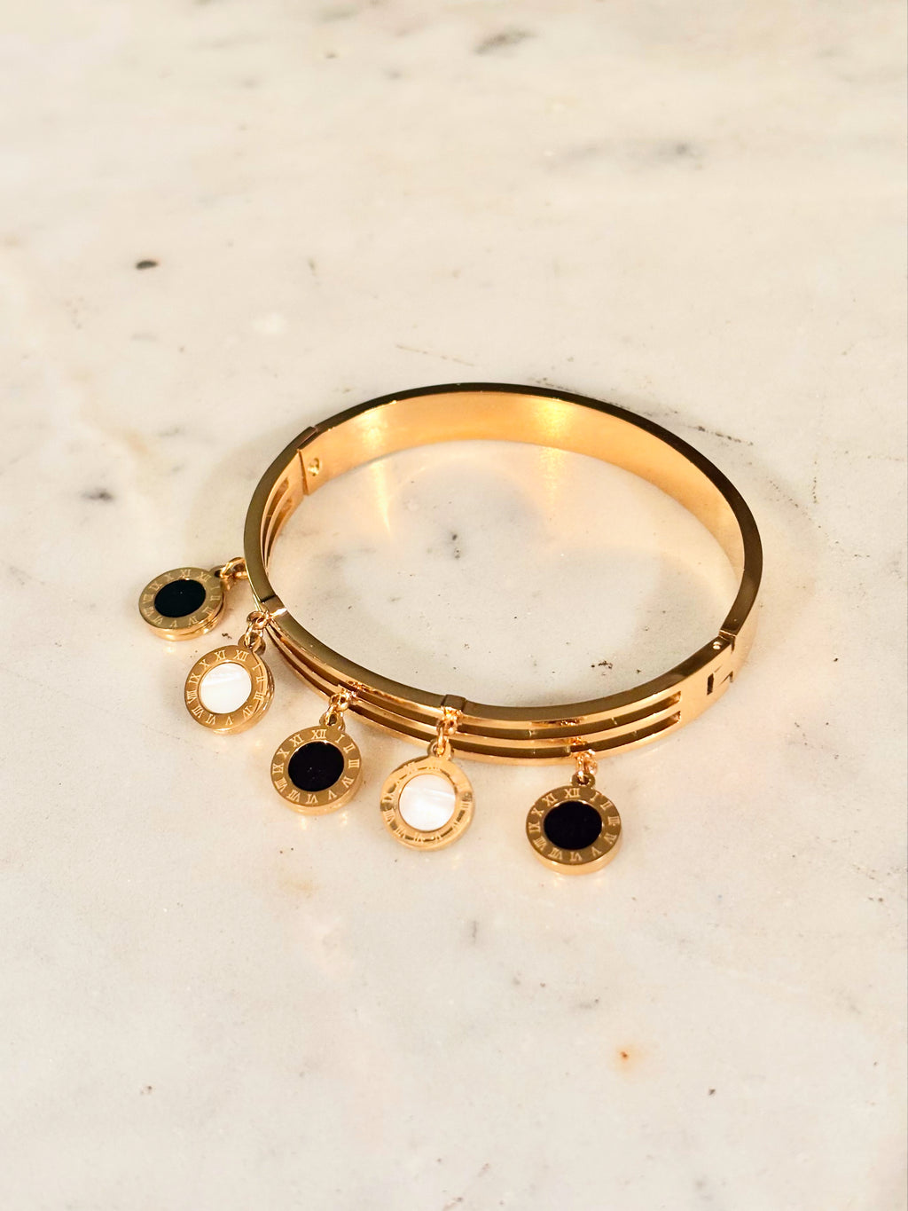 BLACK & WHITE DANGLER BANGLE BRACELET