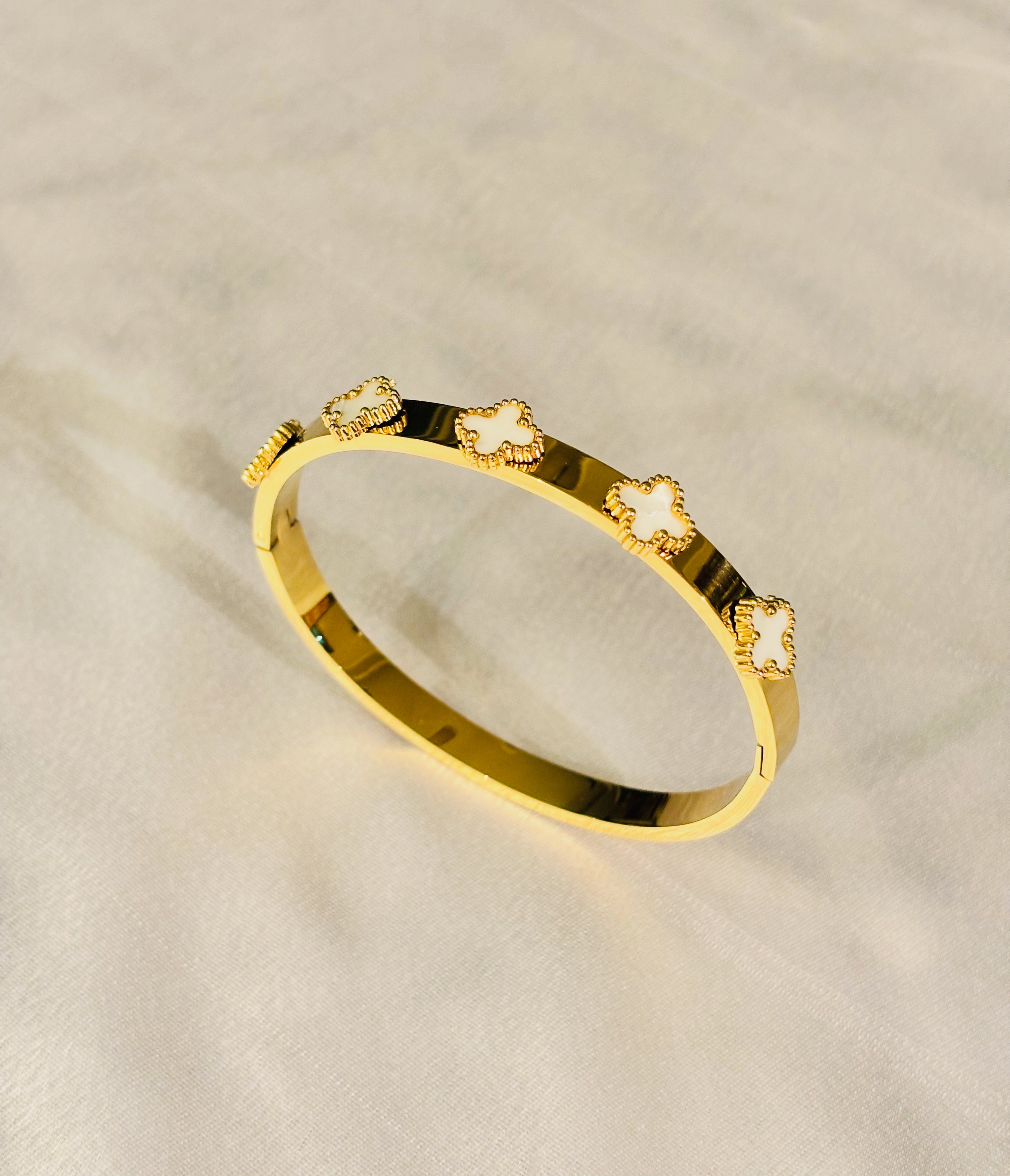 WHITE VAN CLEEF CLOVER BANGLE BRACELET