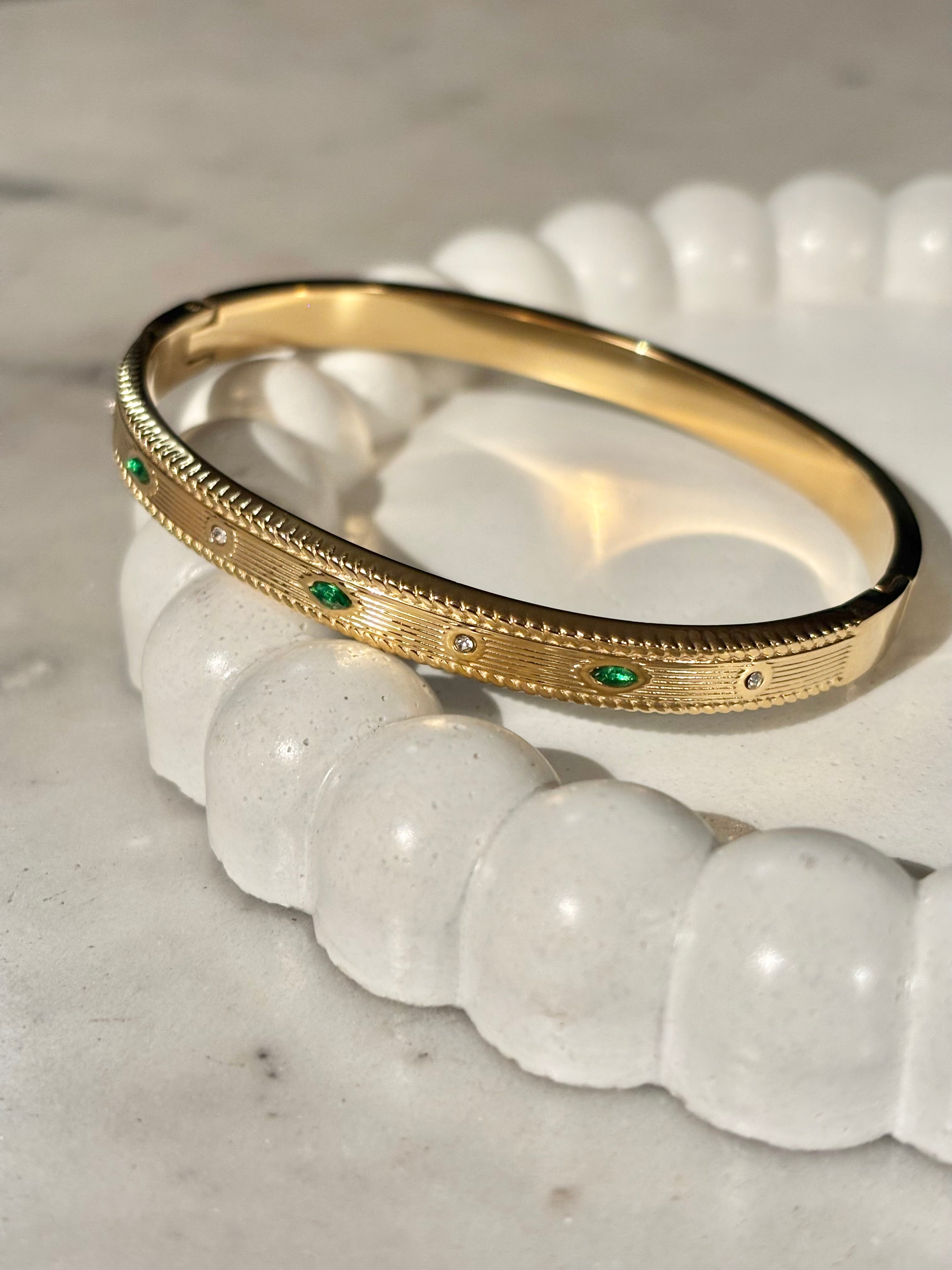 EMERALD WHISPER BRACELET