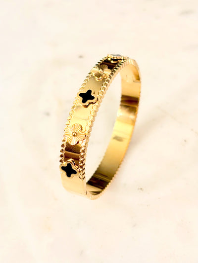 BLACK & GOLD CLOVER BANGLE BRACELET